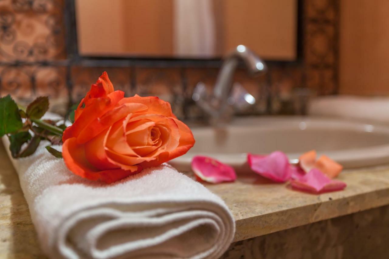 Kasbah Tizzarouine Bed & Breakfast Boumalne Dades Exterior photo